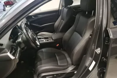 Honda Accord 2022, 33600 км, за 19720 USD - фото 17
