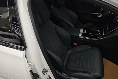 Mercedes-Benz C-Class 2024, 26400 км, за 35547 USD - фото 9