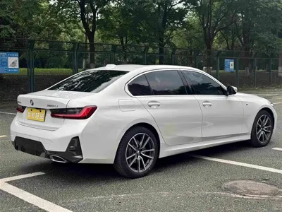 BMW 3 Series 2024, 16900 км, за 27044.8 USD