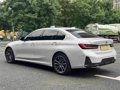 BMW 3 Series 2024, 16900 км, за 27044.8 USD - фото 6