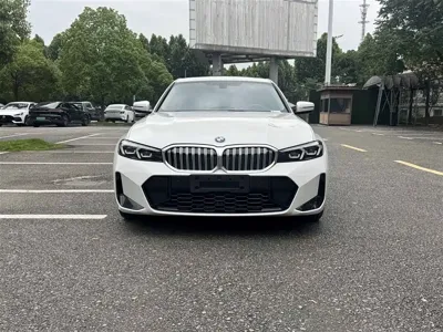 BMW 3 Series 2024, 16900 км, за 27044.8 USD - фото 8