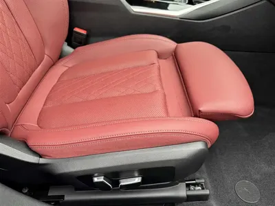 BMW 3 Series 2024, 16900 км, за 27044.8 USD - фото 31