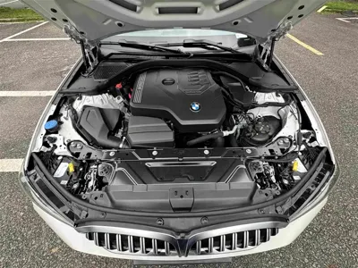 BMW 3 Series 2024, 16900 км, за 27044.8 USD - фото 32