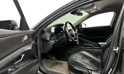 Hyundai Avante 2022, 69866 км, за 11832.37 USD - фото 10