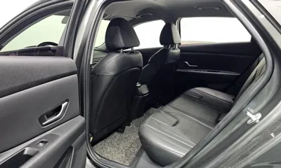 Hyundai Avante 2022, 69866 км, за 11832.37 USD - фото 11