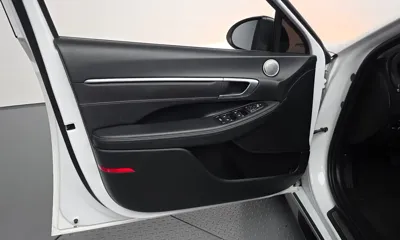 Hyundai Sonata 2022, 69380 км, за 10744.28 USD - фото 24