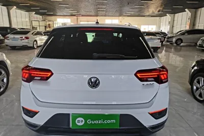 Volkswagen T-Roc 2019, 62200 км, за 11295 USD
