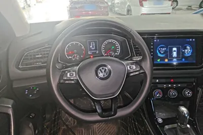 Volkswagen T-Roc 2019, 62200 км, за 11295 USD - фото 13