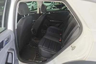 Volkswagen T-Roc 2019, 62200 км, за 11295 USD - фото 20
