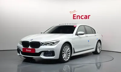 BMW 7-Series · 2017 год