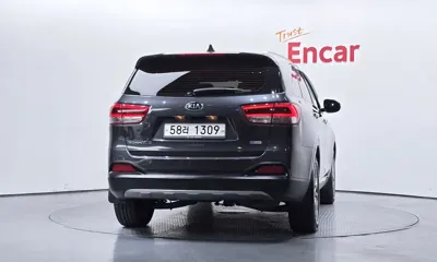 Kia Sorento 2017, 90214 км, за 10097.73 USD