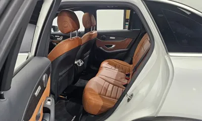 Mercedes-Benz GLC-Class 2022, 29815 км, за 29208.98 USD - фото 11