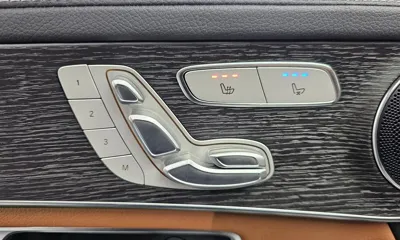 Mercedes-Benz GLC-Class 2022, 29815 км, за 29208.98 USD - фото 32