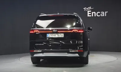 Kia Canival 2021, 83147 км, за 17019.37 USD