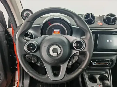 Smart Smart Fortwo 2016, 38500 км, за 6886.27 USD - фото 11