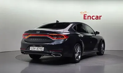 Hyundai Grandeur 2018, 67540 км, за 11059.59 USD