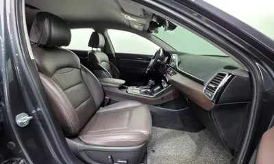 Hyundai Grandeur 2018, 67540 км, за 11059.59 USD - фото 10