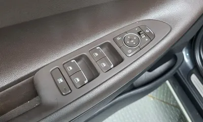 Hyundai Grandeur 2018, 67540 км, за 11059.59 USD - фото 12