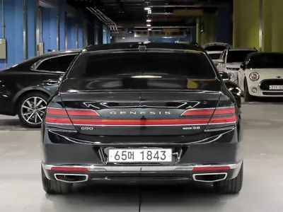Genesis G90 2019, 200956 км, за 14113.17 USD