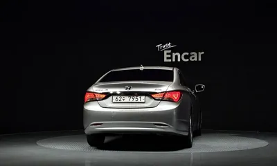 Hyundai Sonata 2013, 170064 км, за 2953.92 USD