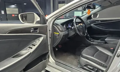 Hyundai Sonata 2013, 170064 км, за 2953.92 USD - фото 10