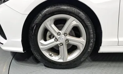 Hyundai Sonata 2018, 143695 км, за 5854.01 USD