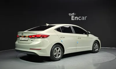 Hyundai Avante 2017, 95387 км, за 6043.09 USD