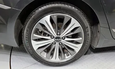 Kia K8 2022, 78007 км, за 18970.72 USD