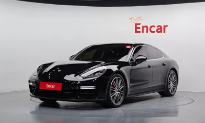 Porsche Panamera · 2020 год