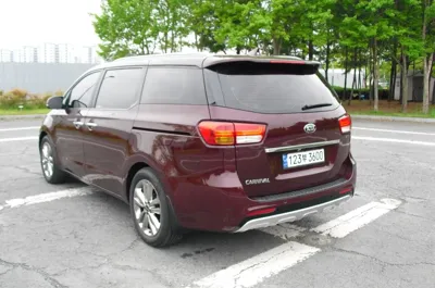 Kia Canival 2015, 182551 км, за 6498.62 USD