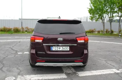 Kia Canival 2015, 182551 км, за 6498.62 USD