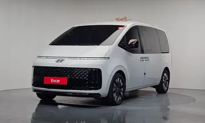 Hyundai Staria · 2022 год