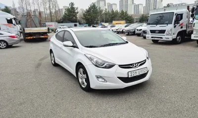 Hyundai Avante 2012, 82350 км, за 3061.89 USD