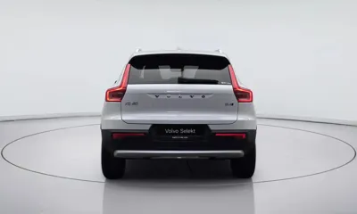 Volvo XC40 2025, 1589 км, за 28424.13 USD