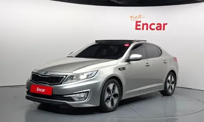Kia K5 · 2013 год