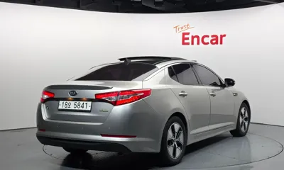 Kia K5 2013, 139185 км, за 3753.32 USD