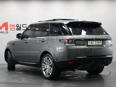 Land Rover Range Rover Sport 2014, 130000 км, за 13121.96 USD
