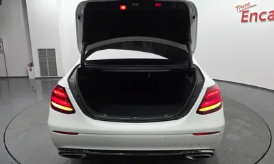 Mercedes-Benz E-Class 2019, 87079 км, за 16849.56 USD - фото 20