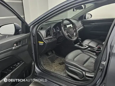 Hyundai Avante 2018, 169235 км, за 4364.82 USD - фото 11