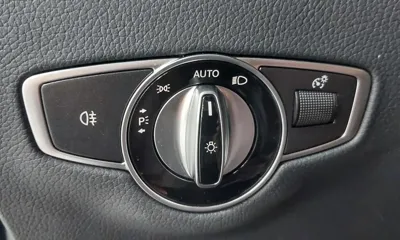 Mercedes-Benz E-Class 2022, 64428 км, за 39057.37 USD - фото 18