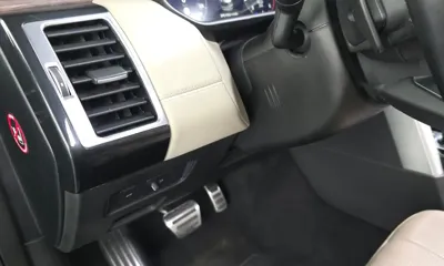 Land Rover Discovery 2019, 151064 км, за 17148.79 USD - фото 34