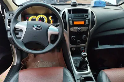 BYD F3 2018, 56900 км, за 3116 USD - фото 9