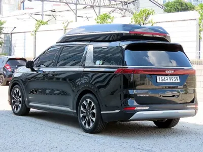 Kia Canival 2022, 151841 км, за 18533.71 USD