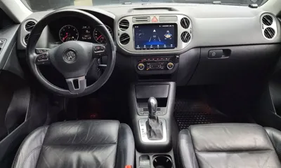 Volkswagen Tiguan 2011, 132765 км, за 2980.13 USD - фото 7