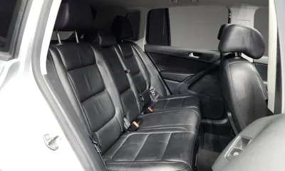 Volkswagen Tiguan 2011, 132765 км, за 2980.13 USD - фото 12