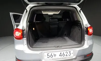 Volkswagen Tiguan 2011, 132765 км, за 2980.13 USD - фото 20