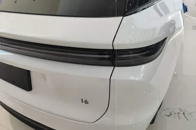 Li Auto Li Auto i6 2025, 8500 км, за 40169 USD - фото 9