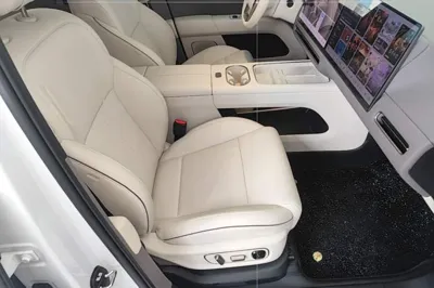 Li Auto Li Auto i6 2025, 8500 км, за 40169 USD - фото 19