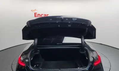 BMW 8-Series 2022, 65273 км, за 43080.78 USD - фото 20