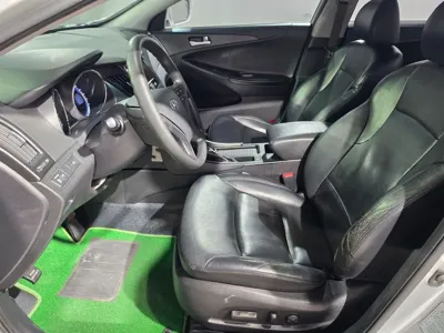 Hyundai Sonata 2014, 220075 км, за 2146.76 USD - фото 12
